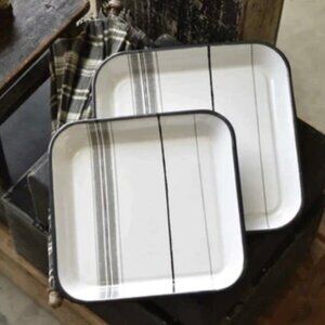 Set/2 Metal Striped Trays
